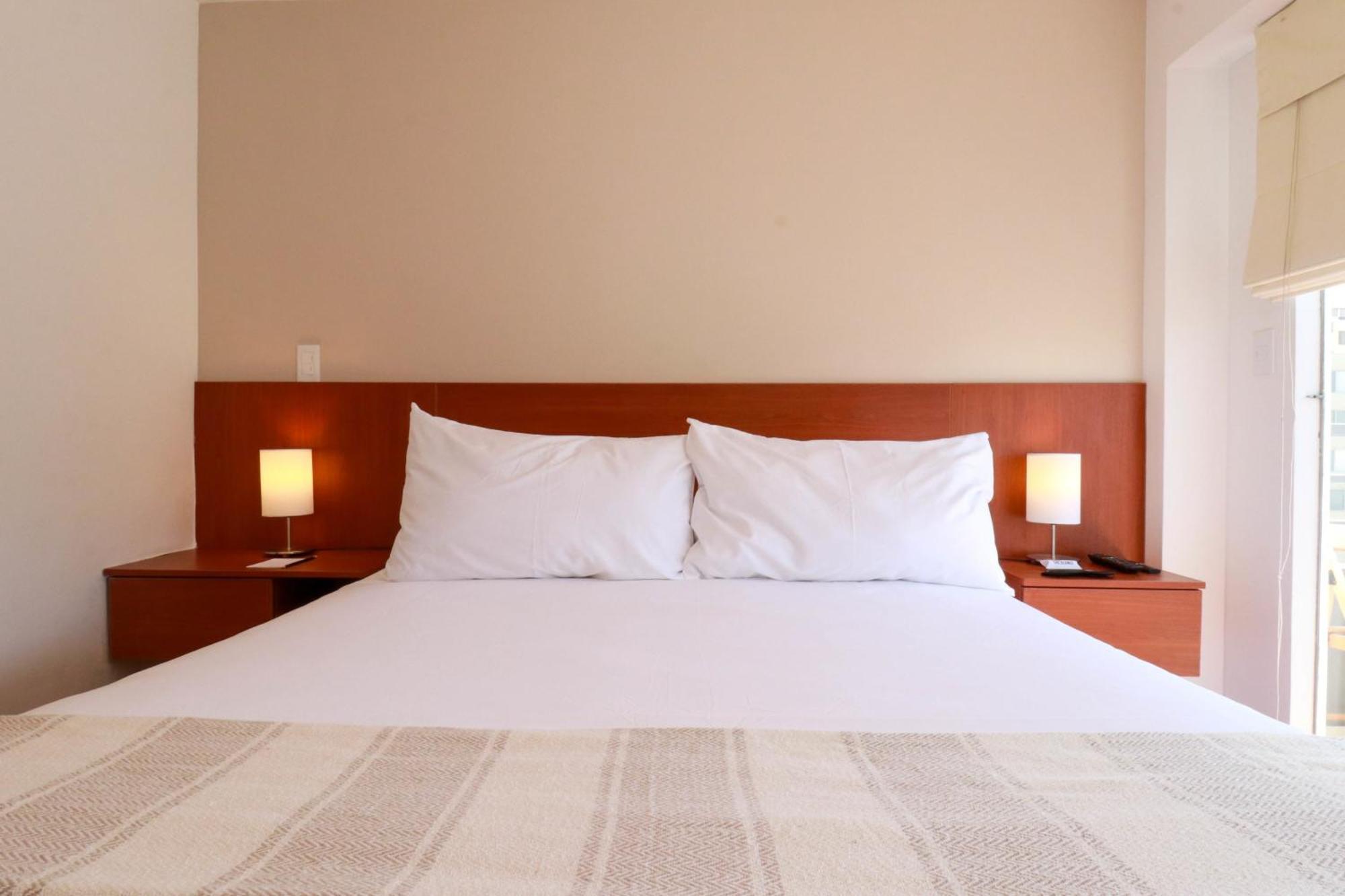 Cozy 3Br In Miraflores Apartment Lima Bagian luar foto